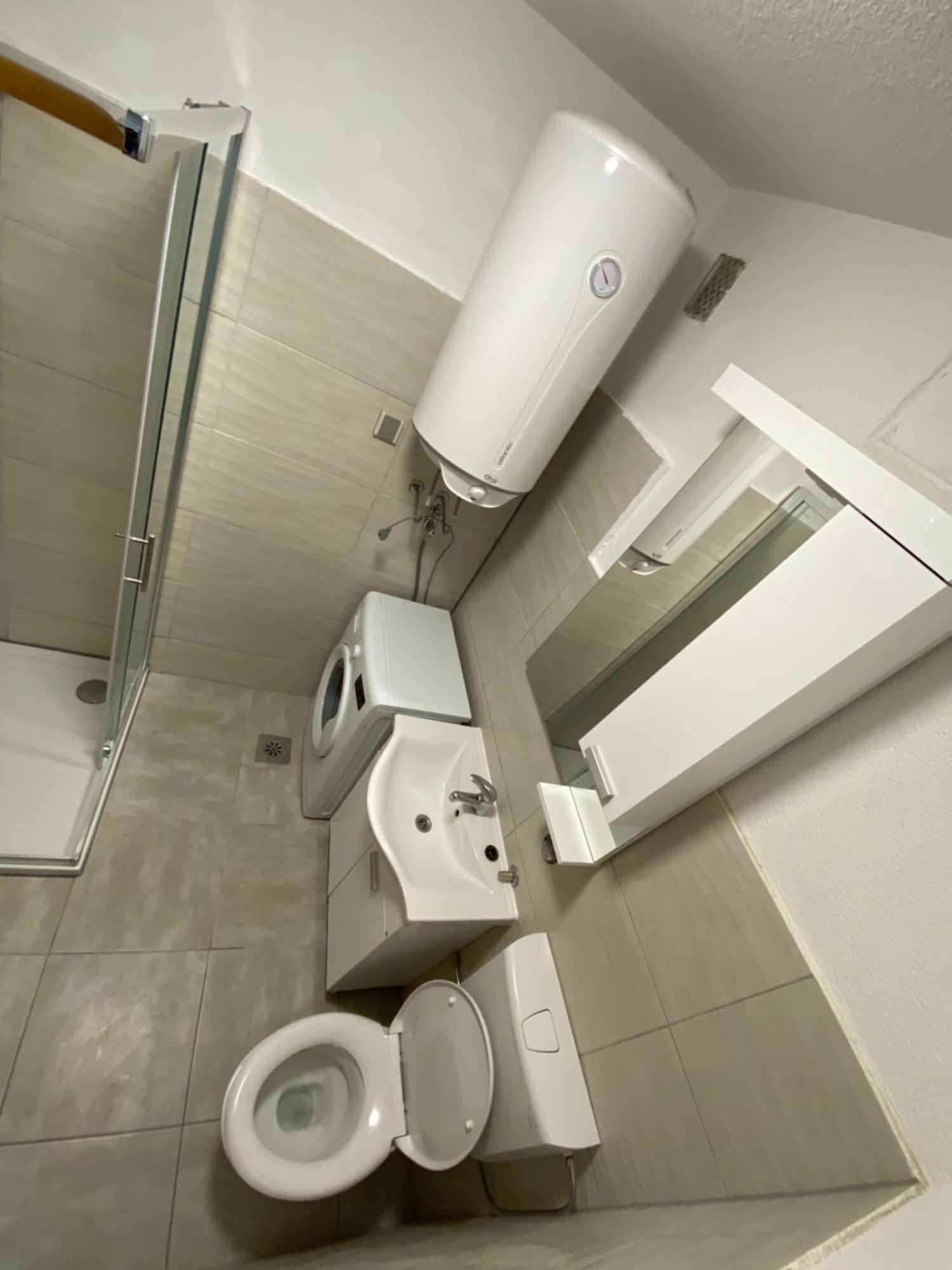 Apartman Valentic Vinkovci Exterior foto