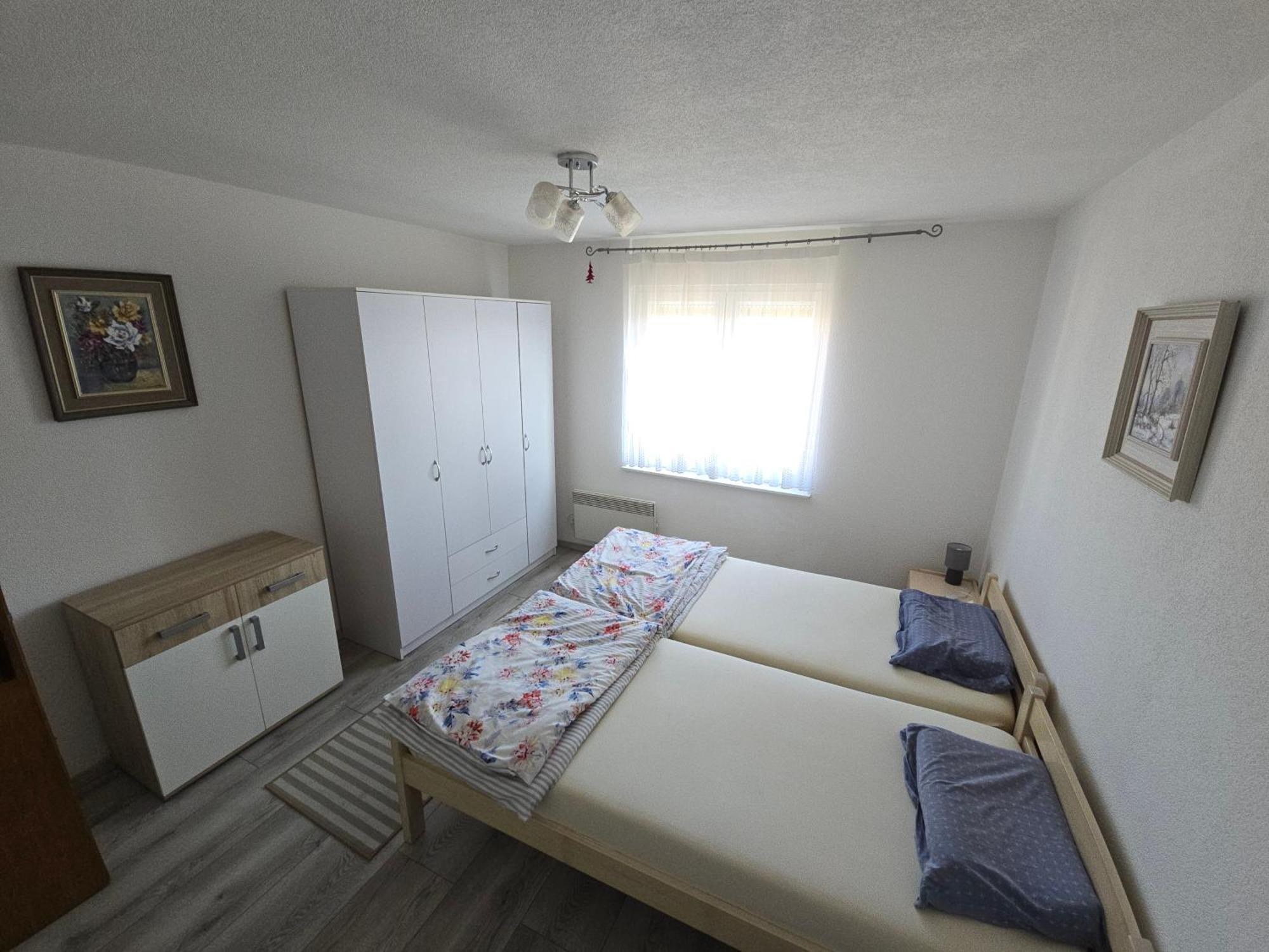 Apartman Valentic Vinkovci Exterior foto