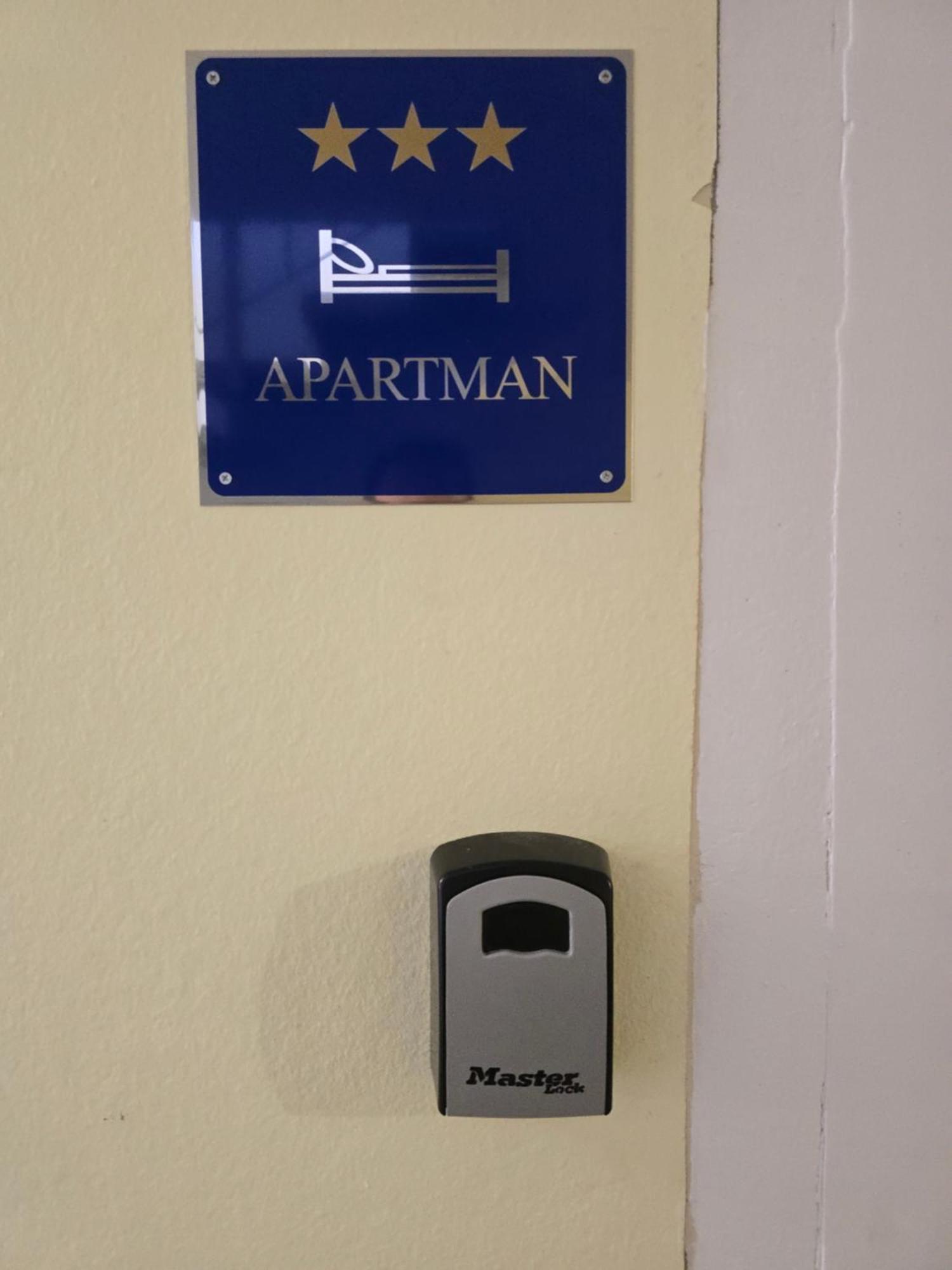 Apartman Valentic Vinkovci Exterior foto