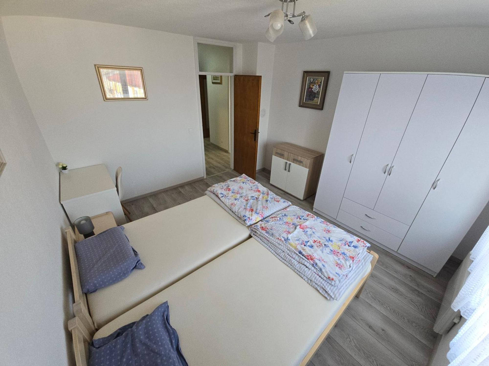 Apartman Valentic Vinkovci Exterior foto